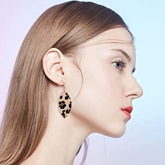 Handmade Vegan Leather Petal Dangle Set NWT - Picture 2 of 5